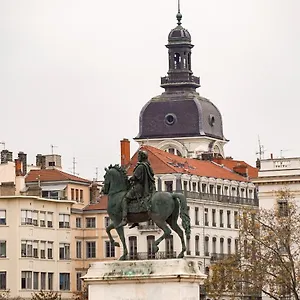 Dify Petit - Place Bellecour Apartamento