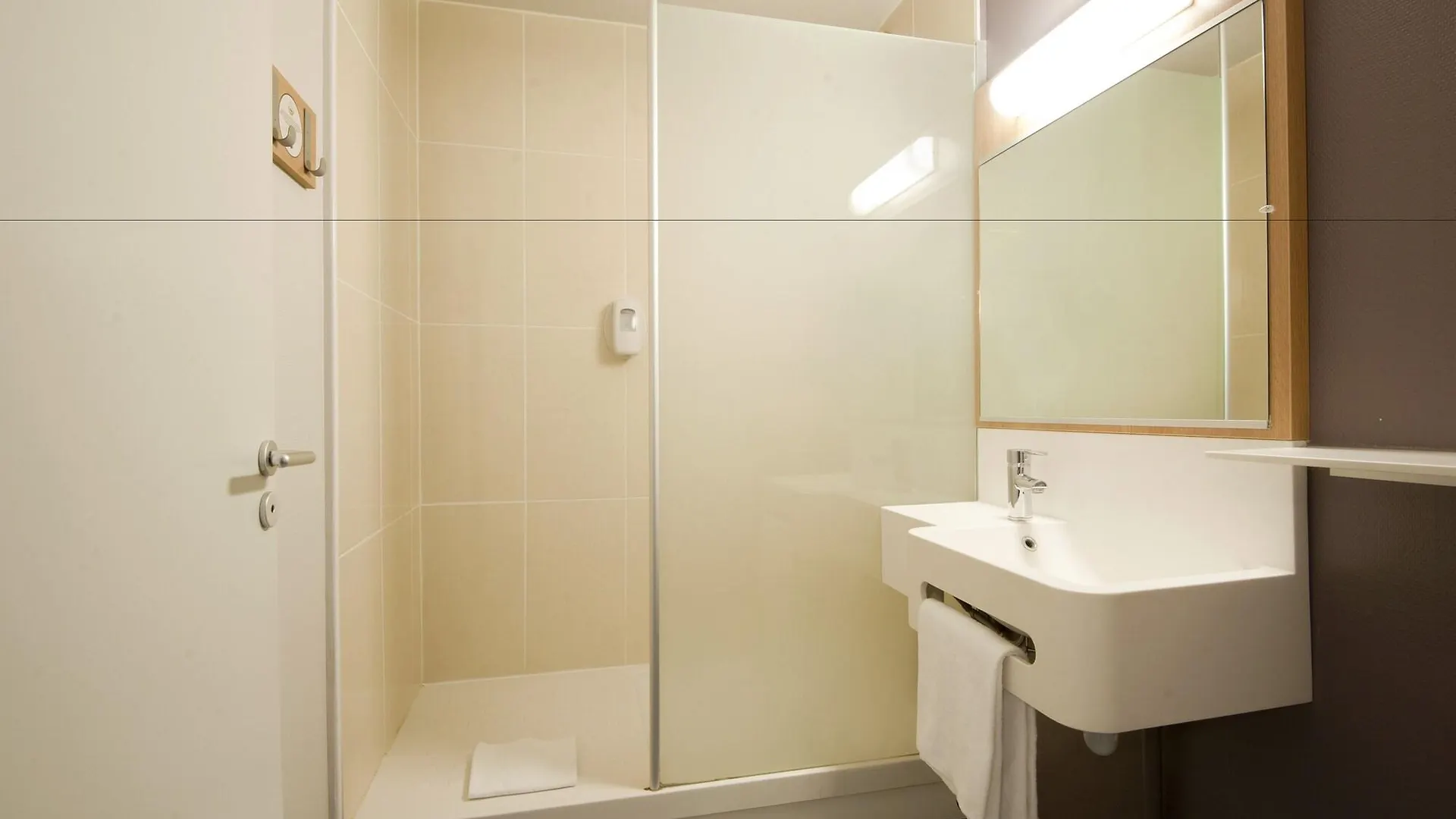 B&B HOTEL Lyon Centre Part-dieu Gambetta