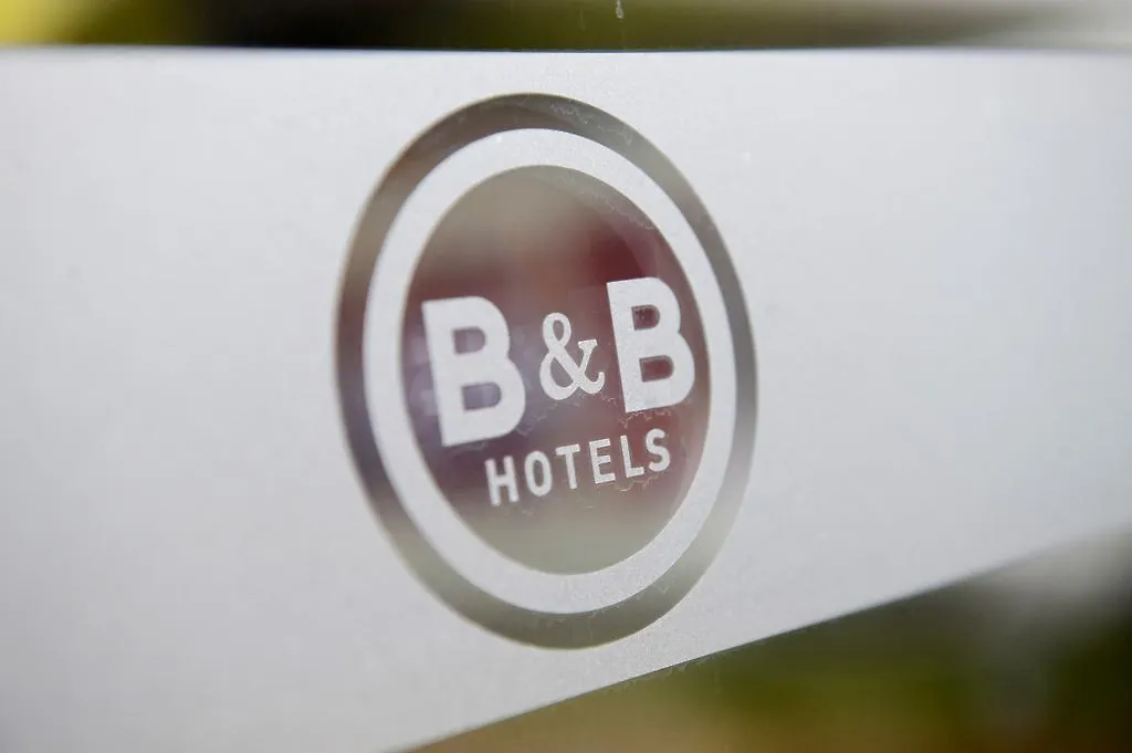 B&B HOTEL Lyon Centre Part-dieu Gambetta 3*,
