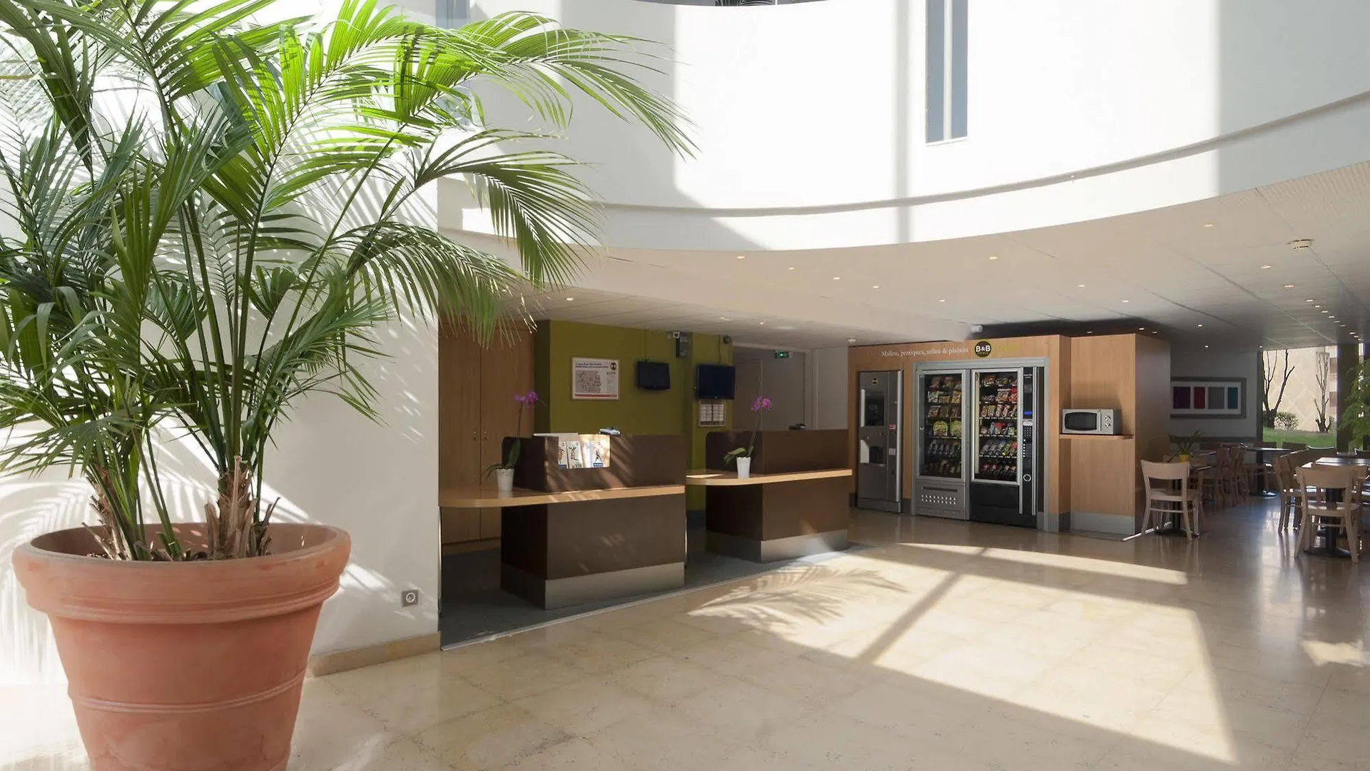 B&B HOTEL Lyon Centre Part-dieu Gambetta